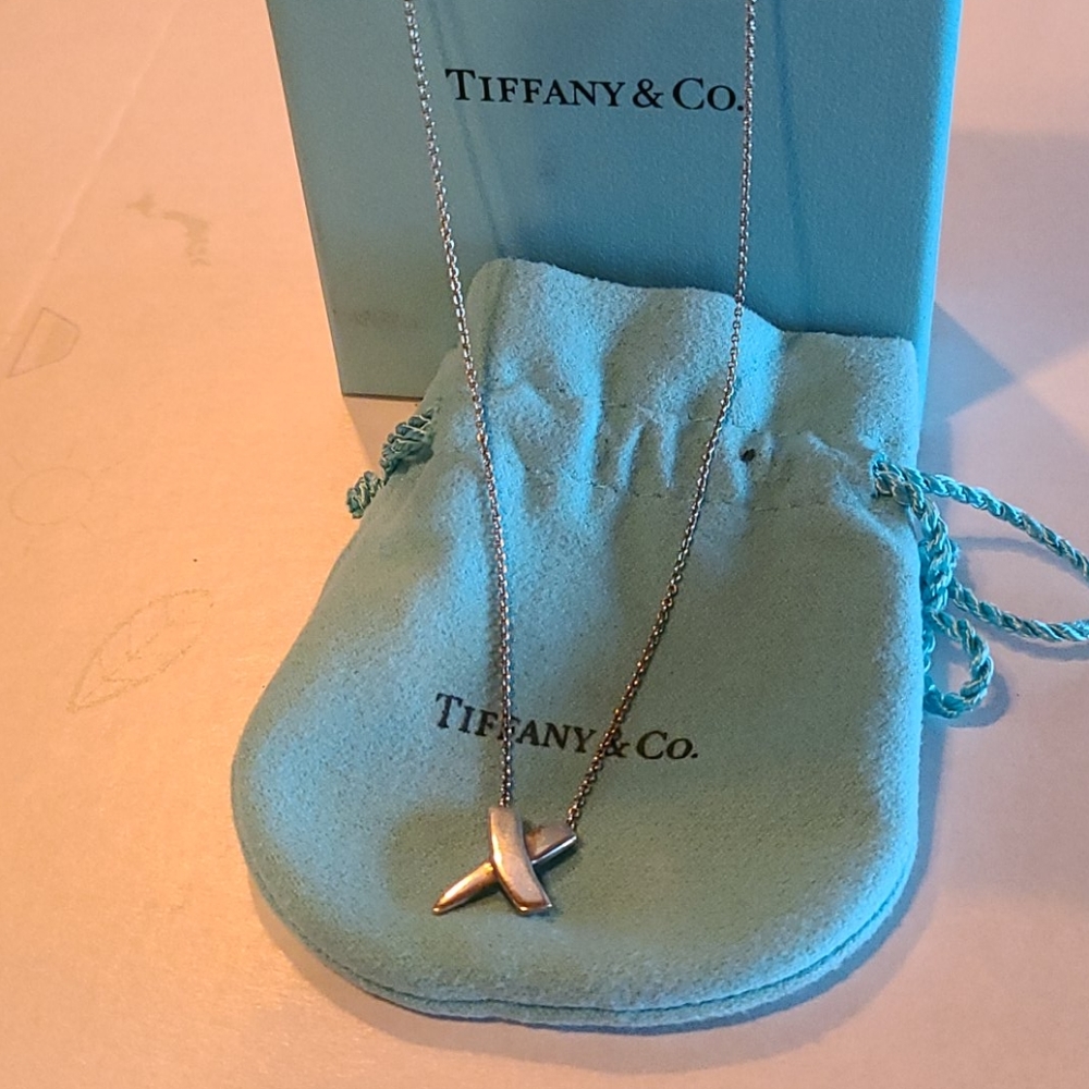 Tiffany & Co Paloma Picasso X Necklace .925 with sterling silver 16" Chain EUC